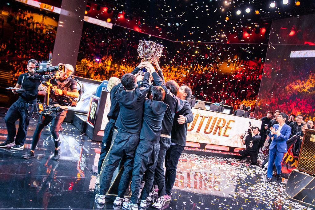 官宣！2025LOL全球总决赛由中国上海、深圳等四城联合举办-多宝电竞